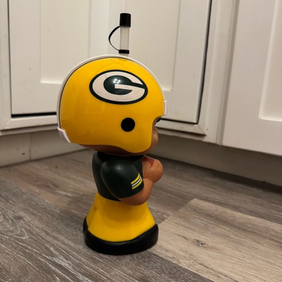 TM NFL Green Bay Packers Big Sip 3D H2O Quarterback Bottle 16 oz 5"x10" - Picture 4 of 7